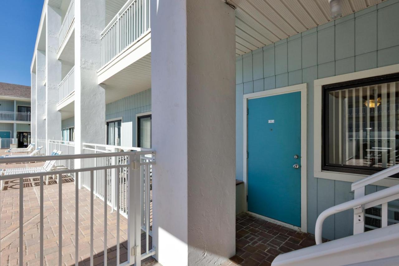 Coastal Waters Studio 111 - Pool Side Studio Hotell New Smyrna Beach Eksteriør bilde